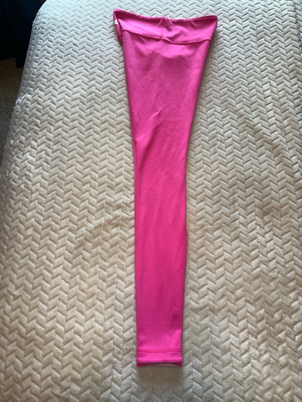 Lululemon Wunder Under Pant Reversible
Parfait Pink & Pinkelicious Size 4 - Picture 6 of 12